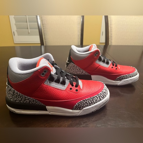 Nike Shoes - New Nike Air Jordan 3 Retro SE Unite Sneaker Shoes Size US 6.5Y / 8 W